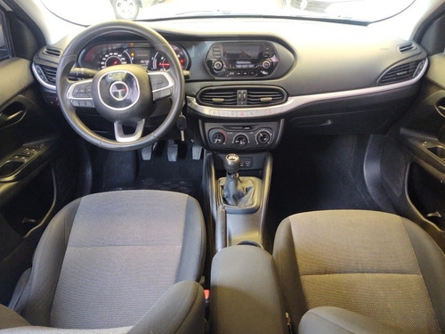 Imagen 9 de 14 de Dodge Neon 2018 1.4 Se Mt