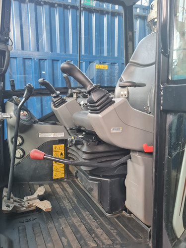 Mini Escavadeira Bobcat Mod. E26 Ano 2023 374.4h Ar + Aço