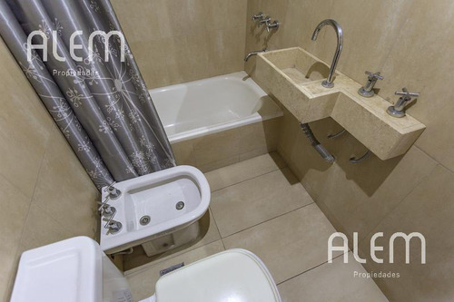 Departamento De 3 Ambientes En Venta En Lomas De Zamora