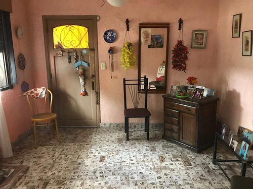 Imagen 3 de 10 de Casa En Venta - 3 Ambientes - Parque - San Antonio De Padua - Permuta