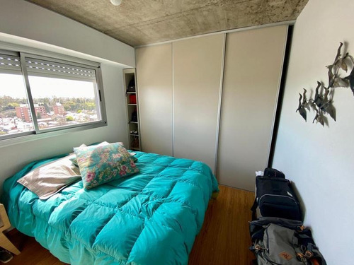 Venta- Departamento Un Dormitorio- Balcón- Macrocentro- 27 De Febrero E Italia