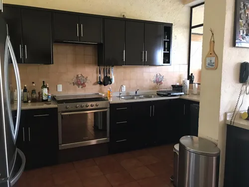 Casa En Venta Con Seguridad 24/7, Alberca Y 4 Rec. En Palmira... 7,700,000