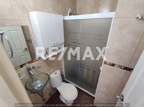 Imagen 12 de 18 de Apartamento En Venta En Playa Grande Vargas La Guaira- Residencias Oasis Beach Cerca Del Hotel Marriott