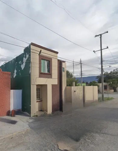 Casa En Recuperación, Los Bosques, Monclova, Coahuila. Laab2
