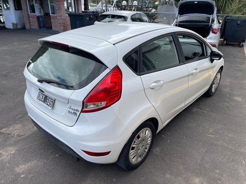 Ford Fiesta 1.6 Max One Ambiente Plus 98cv