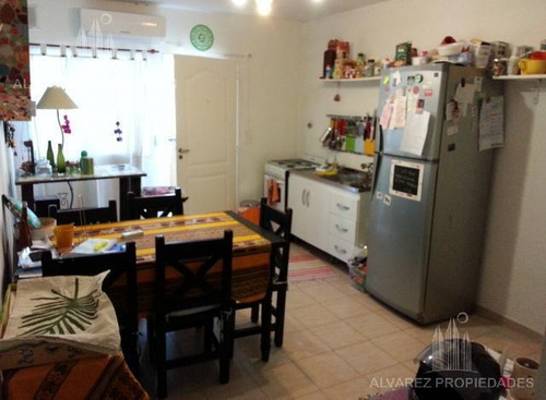 Imagen 3 de 10 de Departamento 3 Ambientes Venta Hurlingham Retasado Permuta