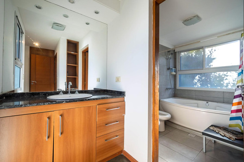 Venta/permuta Casa 3 Dormitorios Pileta - Funes Hills Cadaques