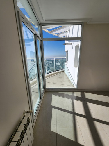Imagen 10 de 21 de Penthouse Dos Dormitorios En Alquiler - Barrio General Paz- Complejo Miracielos