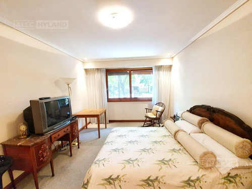 Imagen 26 de 30 de Casa 6 Ambientes En Venta - Las Lomas-jockey