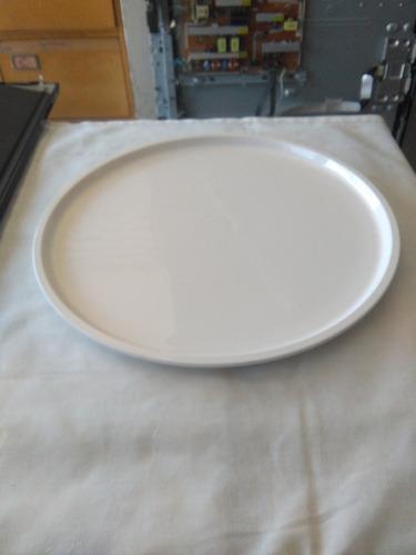 Plato Para Microondas De 36 Cent. Codigo J.a.a. (Usado)