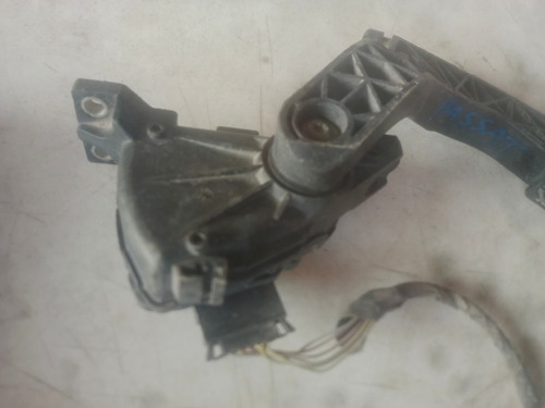 Pedal De Aceleración Passat 1.8. 00-05. #06 (Usado)