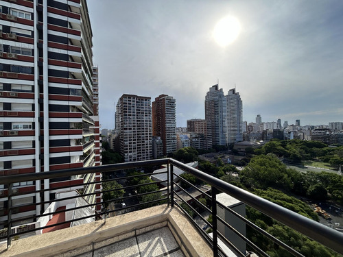 Venta Departamento De 3 Ambientes Con Dependencia Y Cochera En Recoleta, Barrio Norte