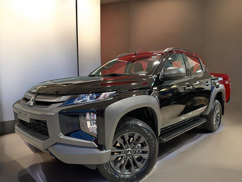 Mitsubishi L200 Triton 2.4 16V TURBO DIESEL OUTDOOR GLS CD 4X4 AUTOMÁTICO