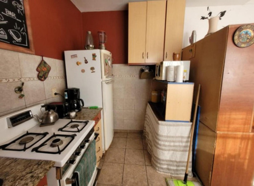 Ph En Venta - 4 Dormitorios 2 Baños - Villa Lynch