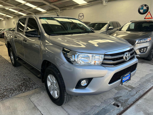 Toyota Hilux 2.7 Cabina Doble Sr Mt