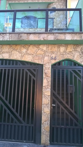 Imagem 1 de 18 de Sobrado À Venda, 2 Quartos, 1 Suíte, 4 Vagas, Guaraciaba - Santo André/sp - 39135