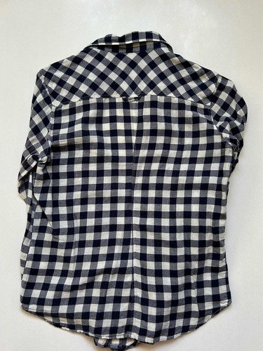 Uniqlo Blusa (Usado)