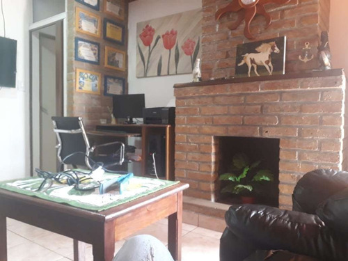 Imagen 1 de 19 de Vendo Casa Bº Docente-obera - Rn