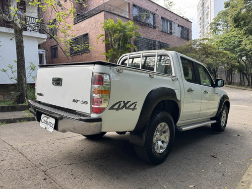 Mazda Bt-50 Diesel 4x4 Mt