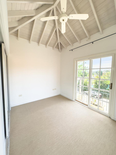 Venta Casa Marina Del Sol Con Amarra 4 Dormit. Suites Pileta Amenities