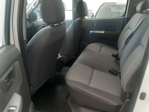 Toyota Hilux 2.5 Cd Dx Pack 120cv 4x2 - H3 2015