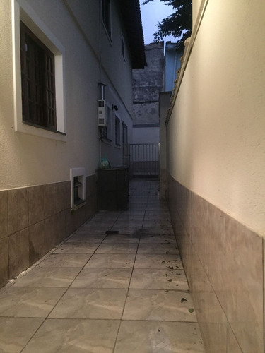 Imagem 6 de 24 de Sobrado Lindo Com 3 Dormitorios Grandes Ja Com Armarios Fl25