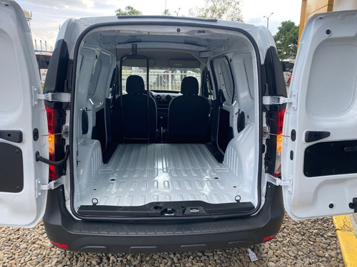 Imagen 9 de 15 de Nueva Renault Kangoo 2023 Jp