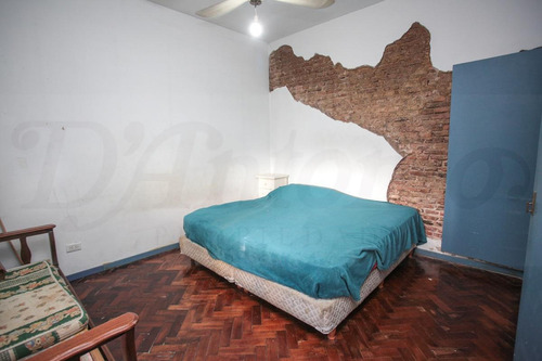 Imagen 12 de 27 de Propiedad Horizontal De 4 Ambientes Con Patio Semicubierto Y Descubierto - Flores