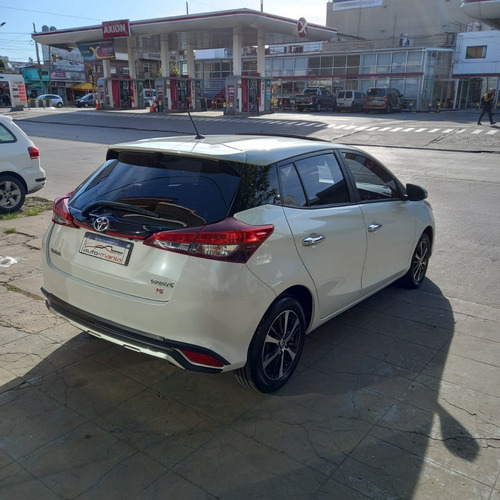 Imagen 6 de 21 de Toyota Yaris S Automania