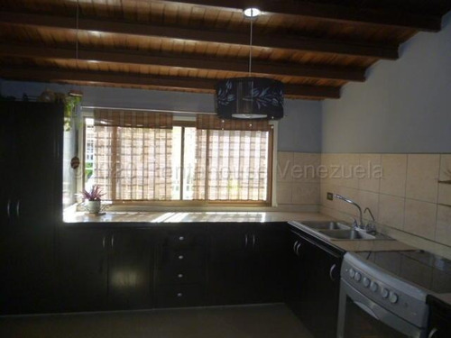 Imagen 2 de 30 de Casas En Venta Urbanizacion Colinas De Rosaleda Barquisimeto Cod Flex De Referencia # 22-18217 Mr / 0 4 1 2 1 5 1 8 8 9 3