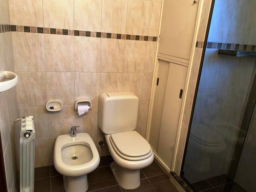 Una Planta 4 Dormitorios 3 Baños Jardin Al Fondo Prox Mar