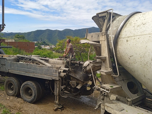 Imagen 3 de 7 de Concreto Premezclado Y Alquiler De Bomba Y Equipos