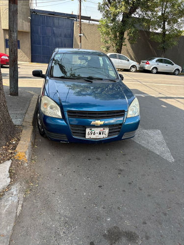 Chevrolet Chevy Color Azul Hatchback De 5 Puertas.