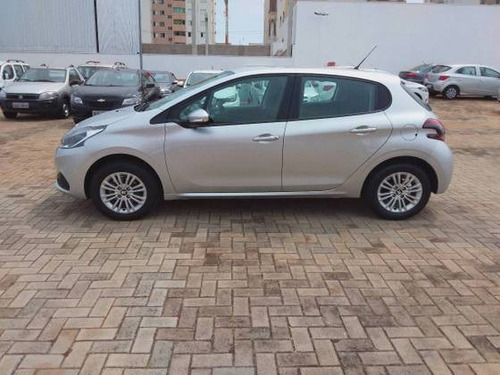 Imagem 8 de 9 de Peugeot 208 1.2 Active 12v Flex 4p Manual