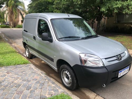 Peugeot Partner 2021 1.6 Hdi Furgon Confort 92 5as