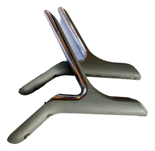 Soportes Base Grises Y Plateados / Tv Lg 47lb6500 - Sf Gris (Usado)