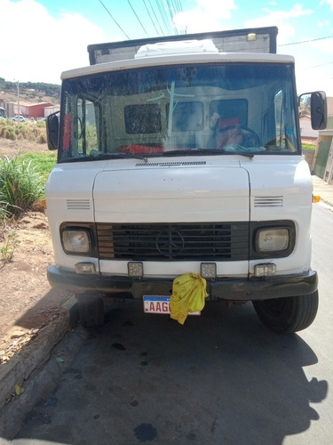 Imagem 1 de 10 de Mercedes Bens 608 Bau