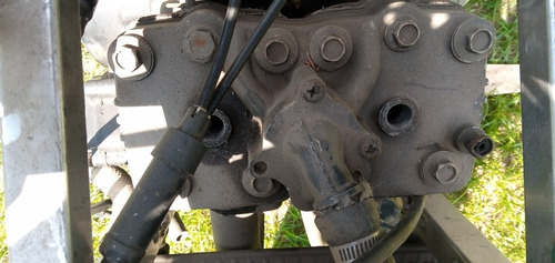 Imagen 6 de 12 de Suzuki Rg250 T