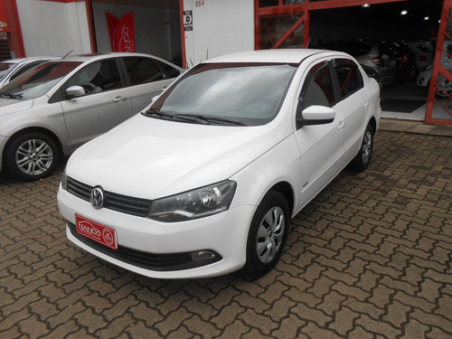 Volkswagen Voyage 1.0 Mi 8v Flex 4p Manual