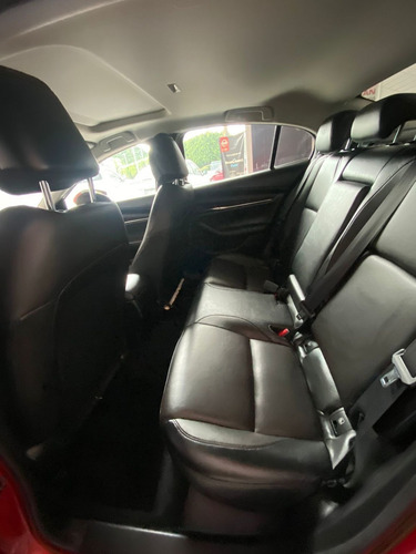 Imagen 8 de 10 de Mazda Mazda 3 2020 2.5 I Grand Touring Sedan At