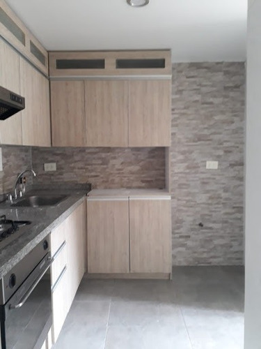 Imagen 5 de 28 de Apartamento En Arriendo Alto Del Perro 279-19454