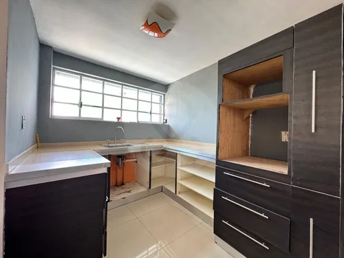 Casa En Venta Con Terraza Y Opción De Ampliación