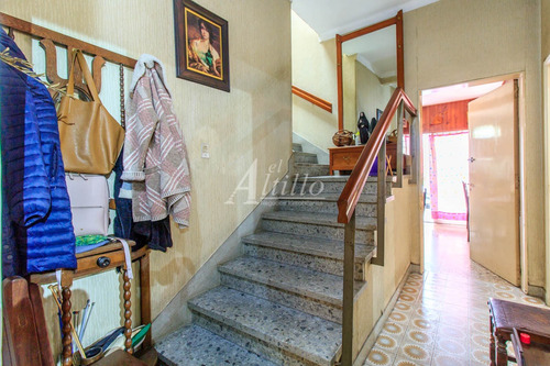 Casa 5 Amb En Venta Con Garaje Lote Propio En Flores - E. Bonorino Y Av Alberdi