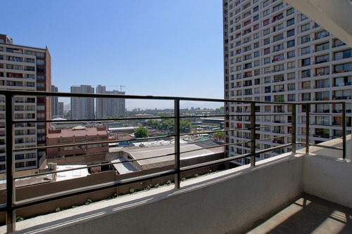 Edificio Nicasio Retamales (1 Est. 1 Bod.) Vista Oriente Pi