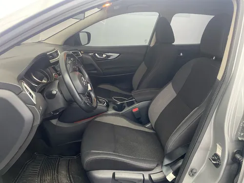 Nissan Qashqai 2.0 Advance 142 hp