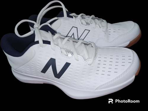 Zapato New Balance  (blancos)