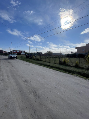Terreno En Muy Buena Ubicación, Camet Norte