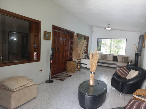 Imagen 8 de 17 de Casa En Alquiler En El Parral Valencia Cód 152769 Lucrecia Escorcha