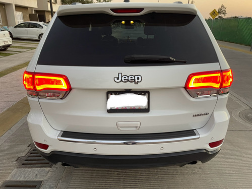 Jeep Grand Cherokee 5.7 Limited Lujo 4x4 At