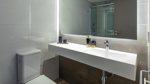 Apto De 1 Dormitorio Con Terraza Sobre Rambla